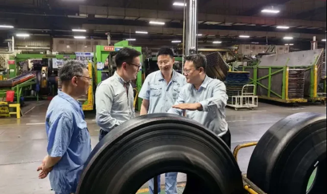 深化供需战略协同 锚定星辰发展蓝图I中集车辆高层走访江浙核心合作伙伴，共筑全球领先产业生态 插图